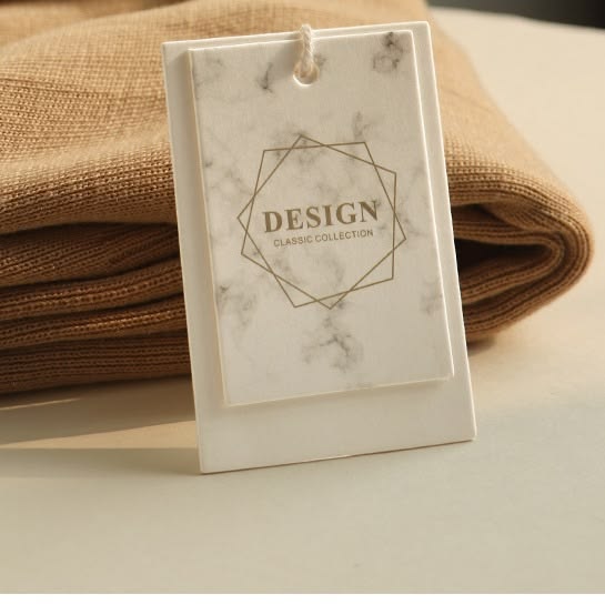 Custom Gift Packaging Hangtags
