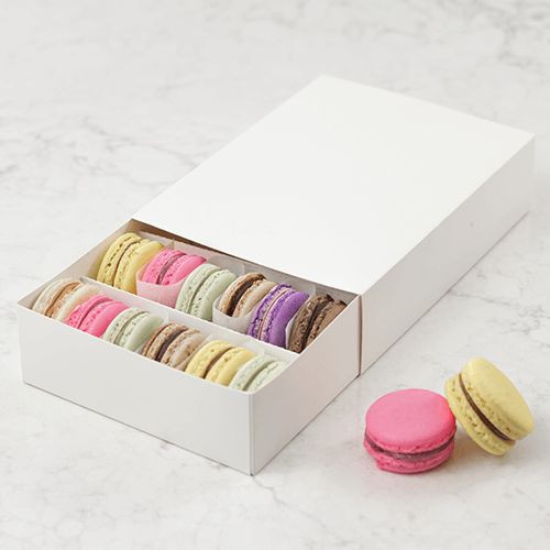 Custom Macaron Boxes with Inserts1