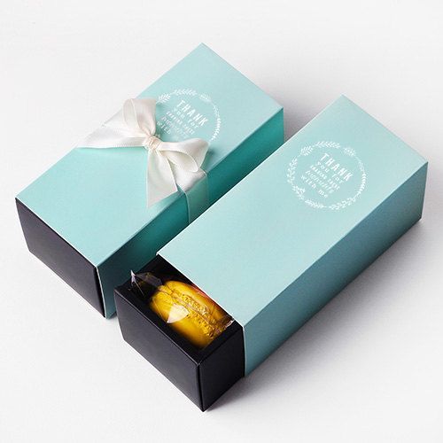 Custom Macaron Gift Boxes1