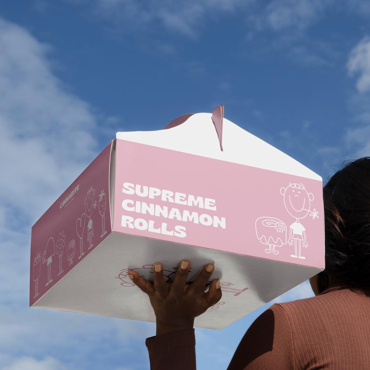 Custom Packaging Cinnamon Rolls1